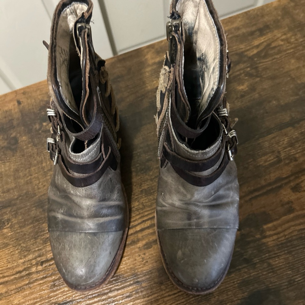 Freebird Crue Leather booties Grey Size 9 - Picture 7 of 10